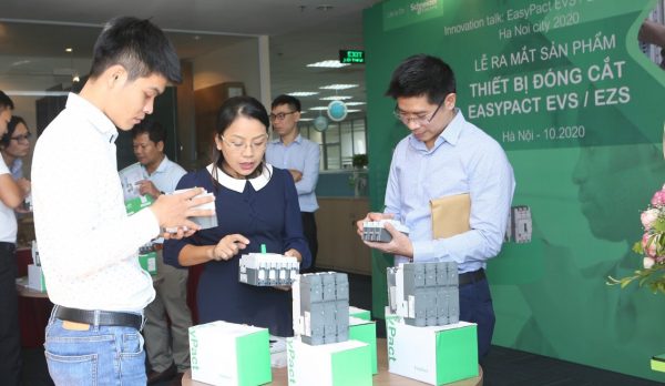 Giới thiệu chung về sản phẩm Áp khối EasyPact EZS Giới thiệu chung về sản phẩm Áp khối EasyPact EZS