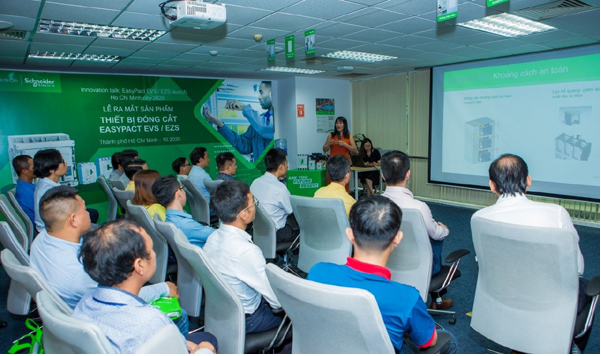 Tìm hiểu về Áp khối EasyPact EZS - Sản phẩm thiết bị đóng cắt mới nhất từ Schneider Electric Tìm hiểu về Áp khối EasyPact EZS - Sản phẩm thiết bị đóng cắt mới nhất từ Schneider Electric