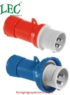 PLUG 32A 4P 400V IP67 6H PKE32M734